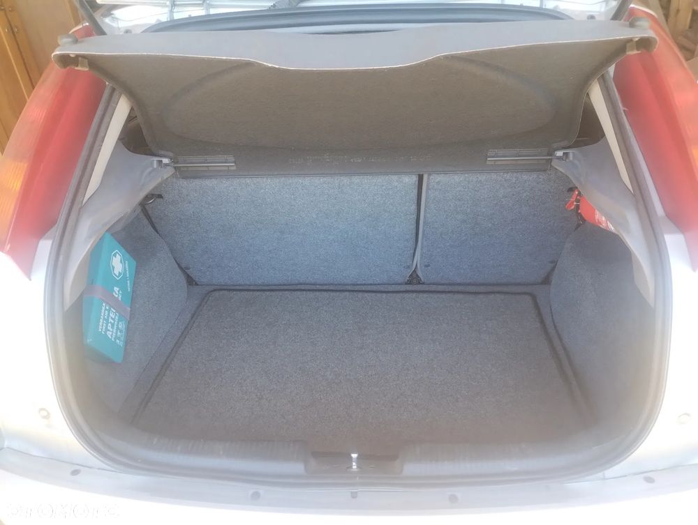 Ford Focus 1.6 Ambiente - 7