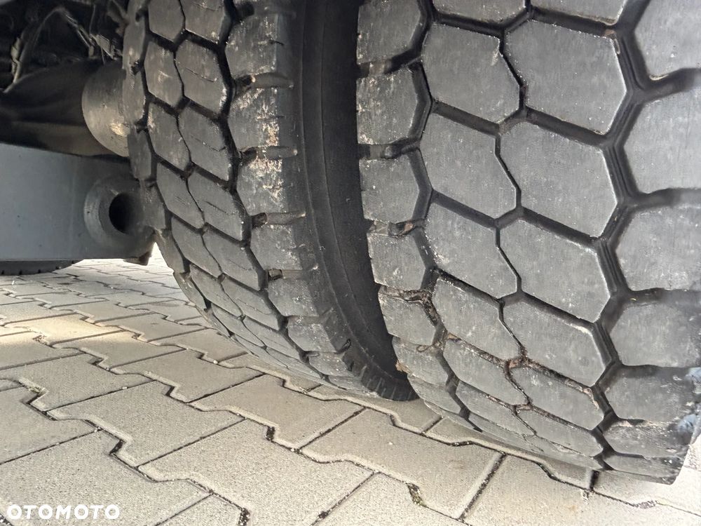 Mercedes-Benz ATEGO 1524  EURO 6 (1527, 1530) kontener z windą , idealny stan , z Niemiec - 16