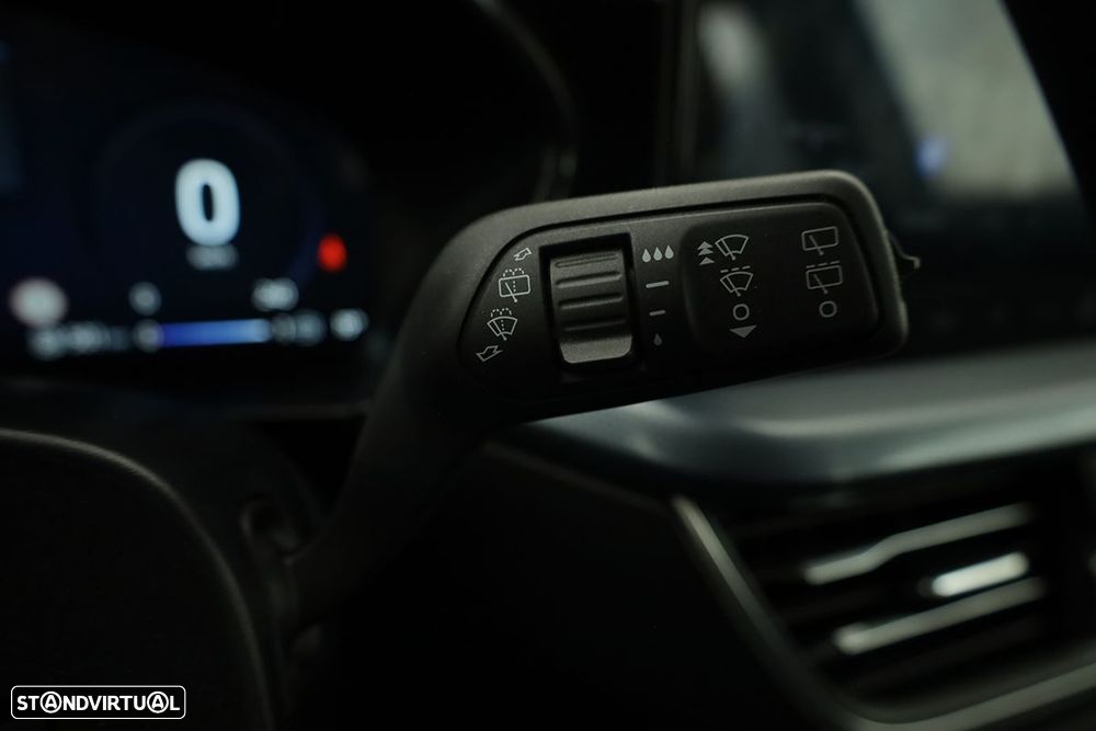 Ford Focus SW - 17