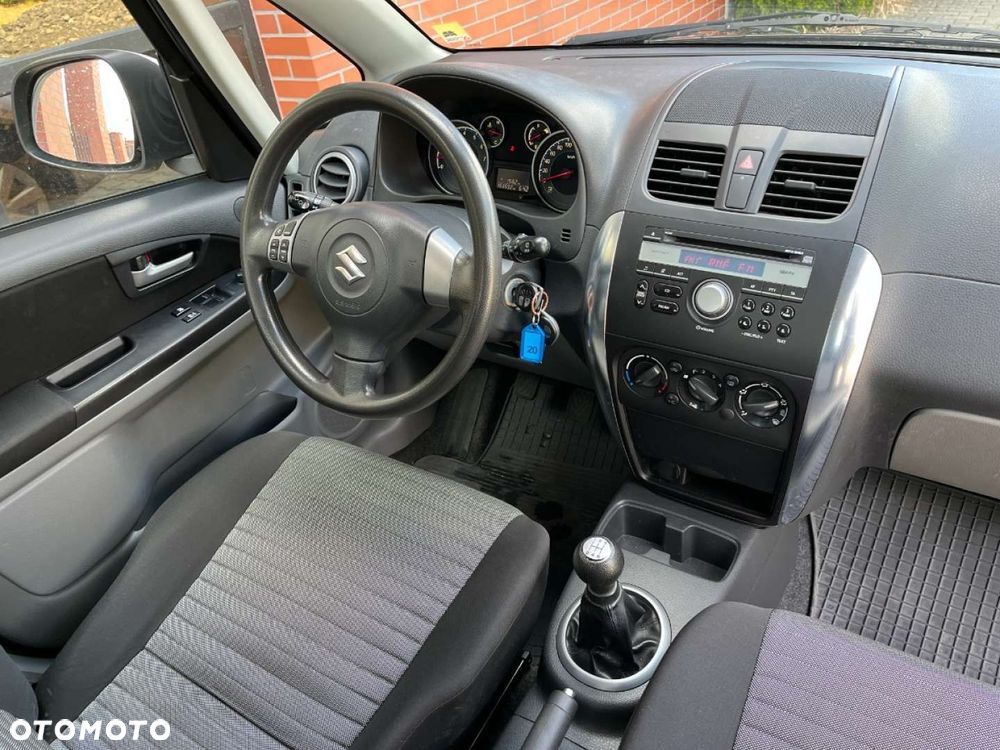 Suzuki SX4 1.5 Comfort - 7