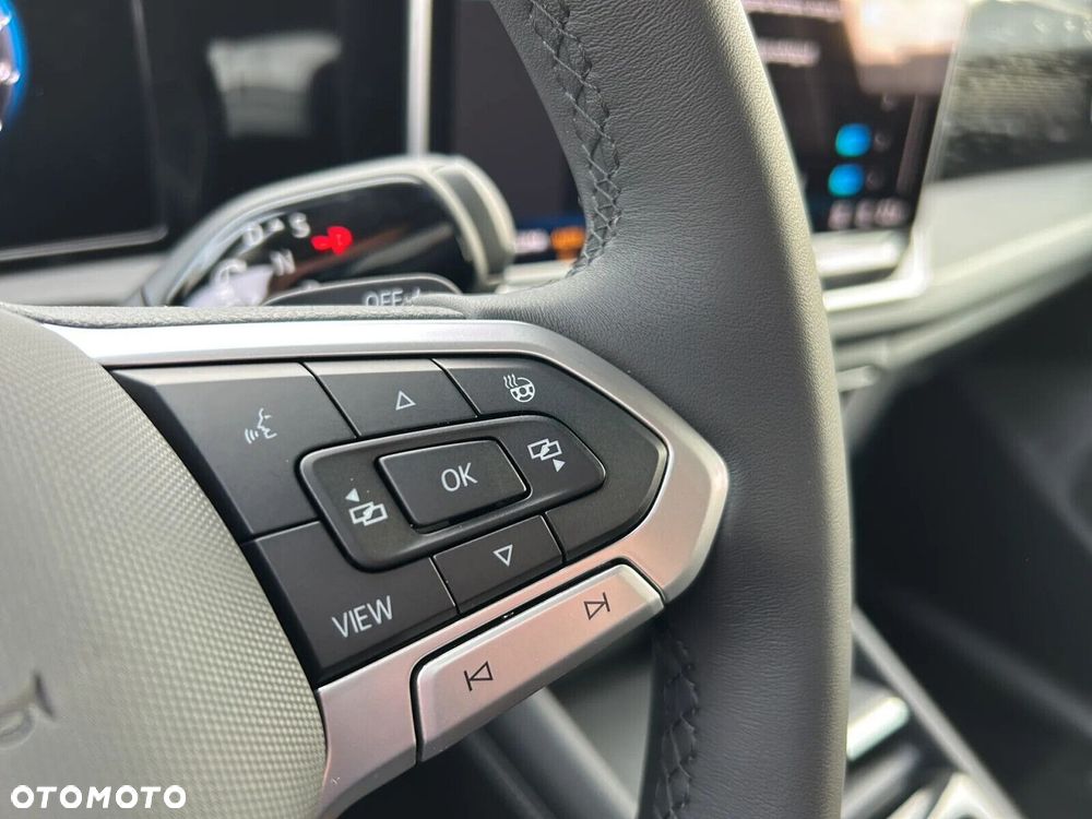 Volkswagen Tiguan - 16