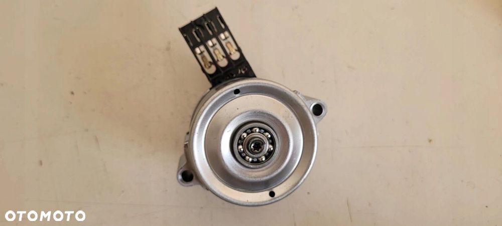 SILNIK POMPY OLEJU DQ200 DSG 0AM325583E - 1