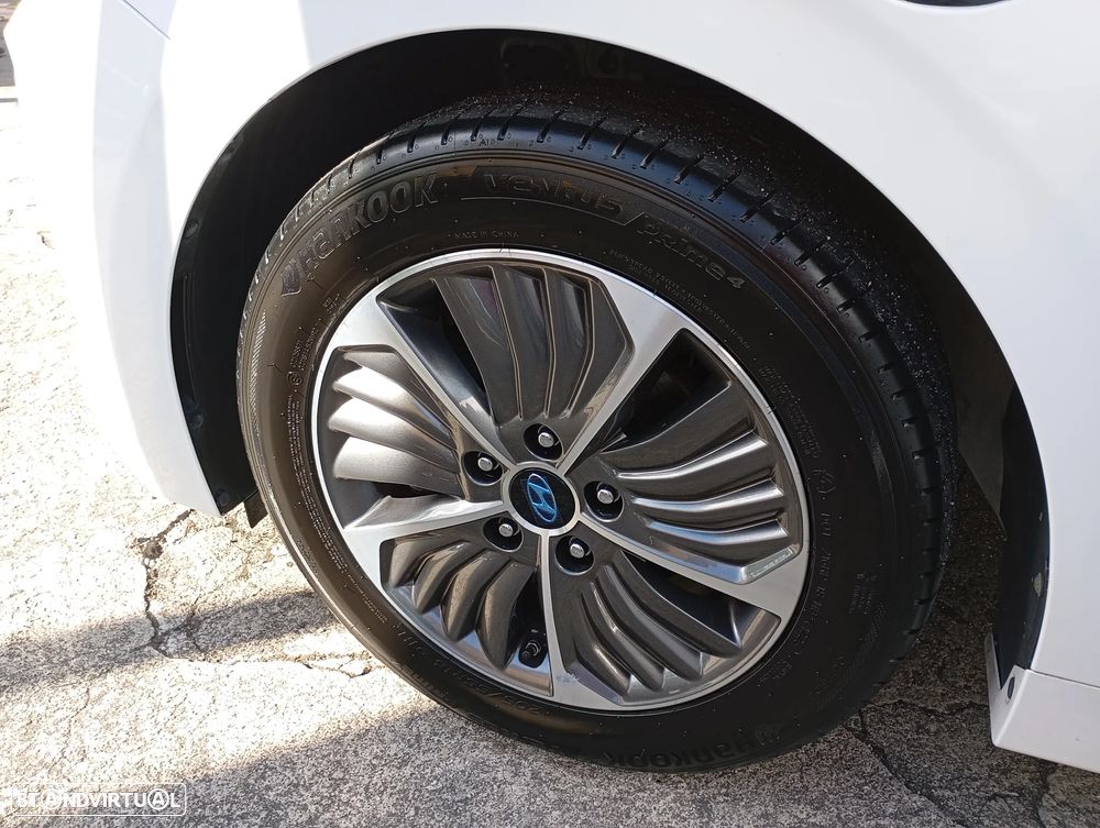 Hyundai Ioniq 1.6 GDI HEV Pack Plus - 17