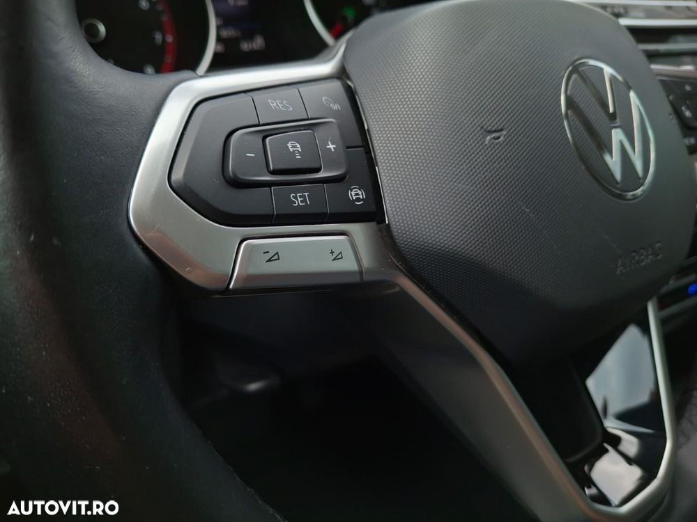 Volkswagen Tiguan - 27