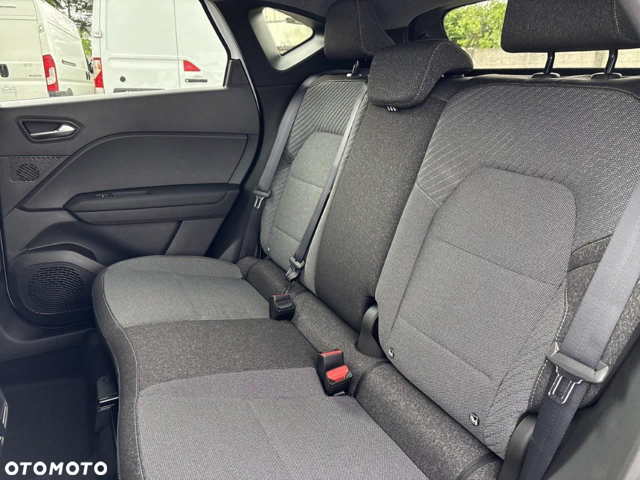Renault Captur 1.0 TCe Techno - 11