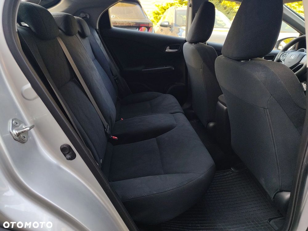 Honda Civic 1.4 Comfort - 29