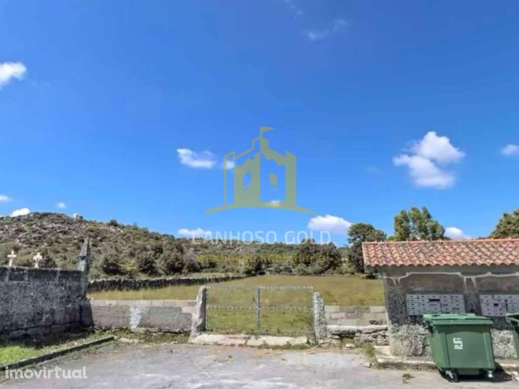 Terreno de 4550m² em Sarraquinhos, Montalegre - Excelente Oportunid... - Grande imagem: 3/16