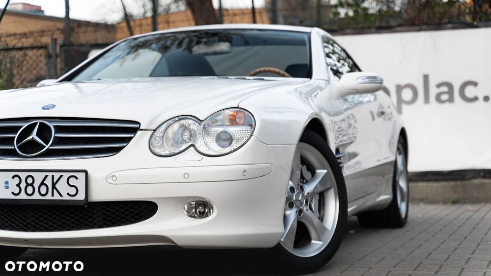 Mercedes-Benz SL - 21