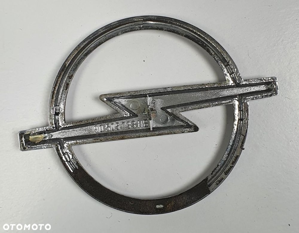 ZNACZEK LOGO EMBLEMAT OPEL VECTRA B 90505733 - 2