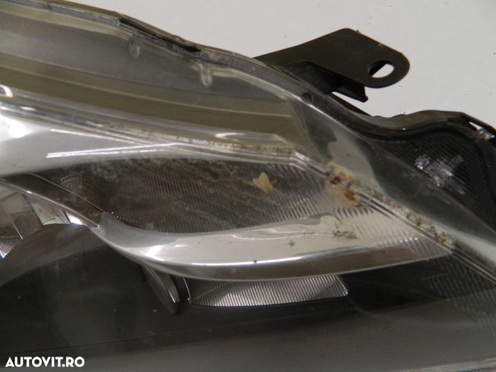 Far dreapta Toyota Yaris Halogen, 2014, 2015, 2016, 2017. - 7