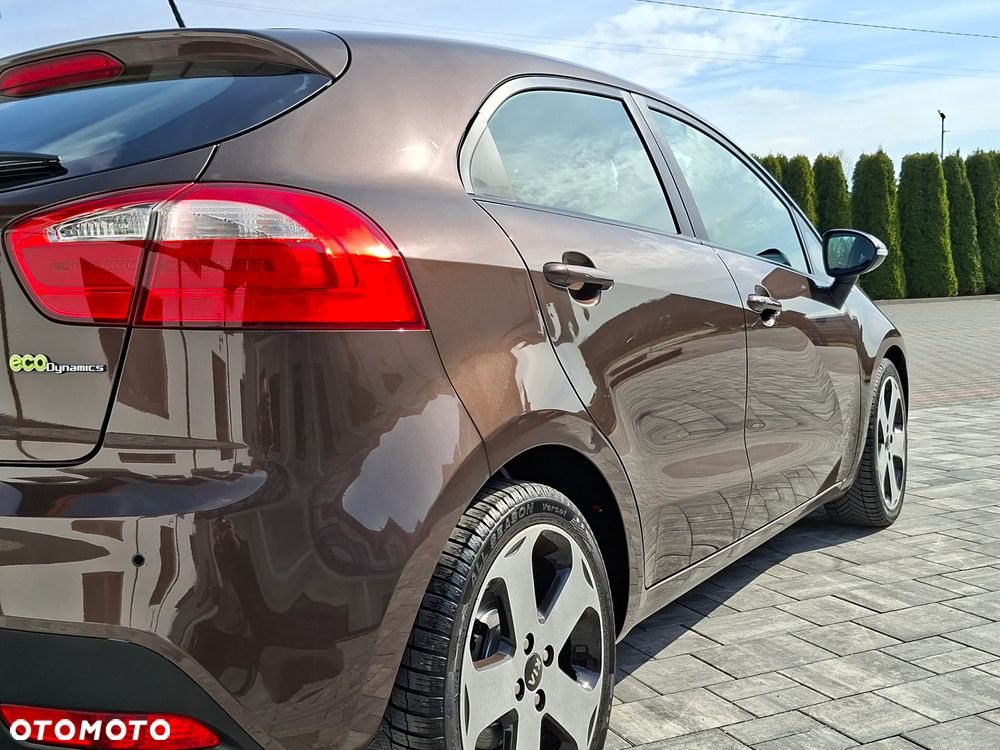 Kia Rio 1.4 Vision - 9