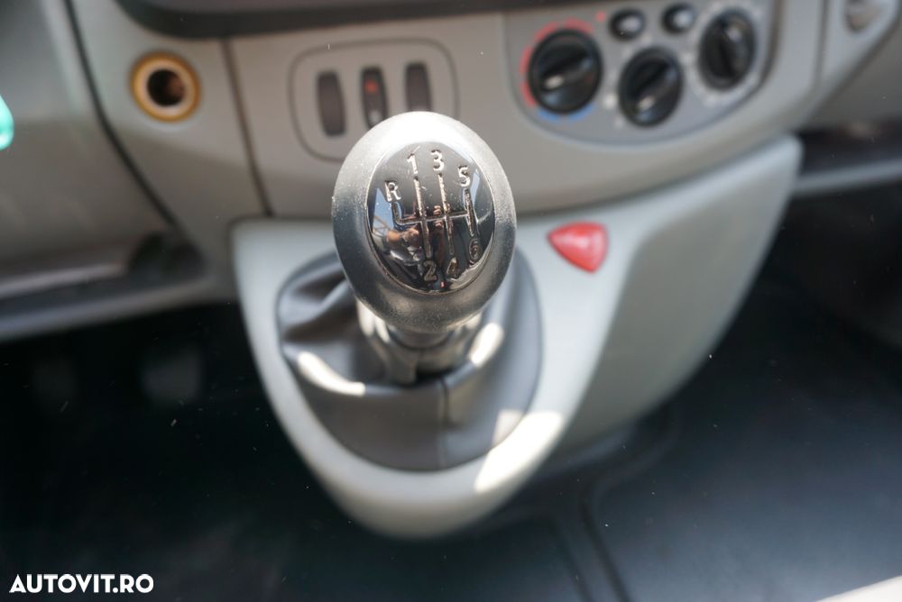 Renault Trafic - 6