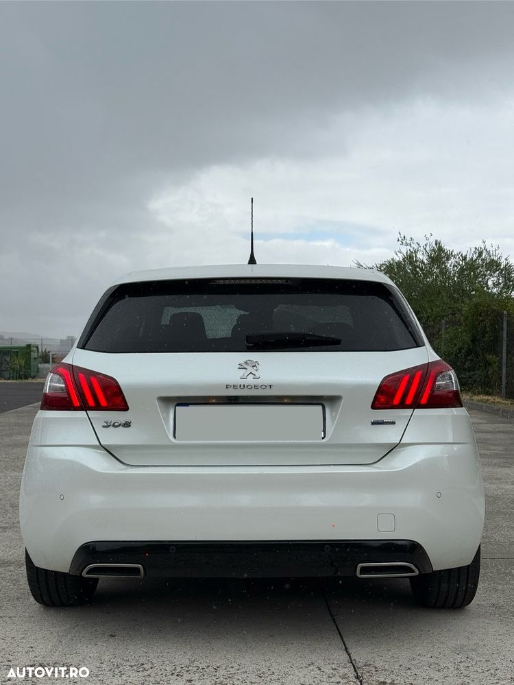 Peugeot 308 1.2 L PureTech Turbo S&S Allure - 2