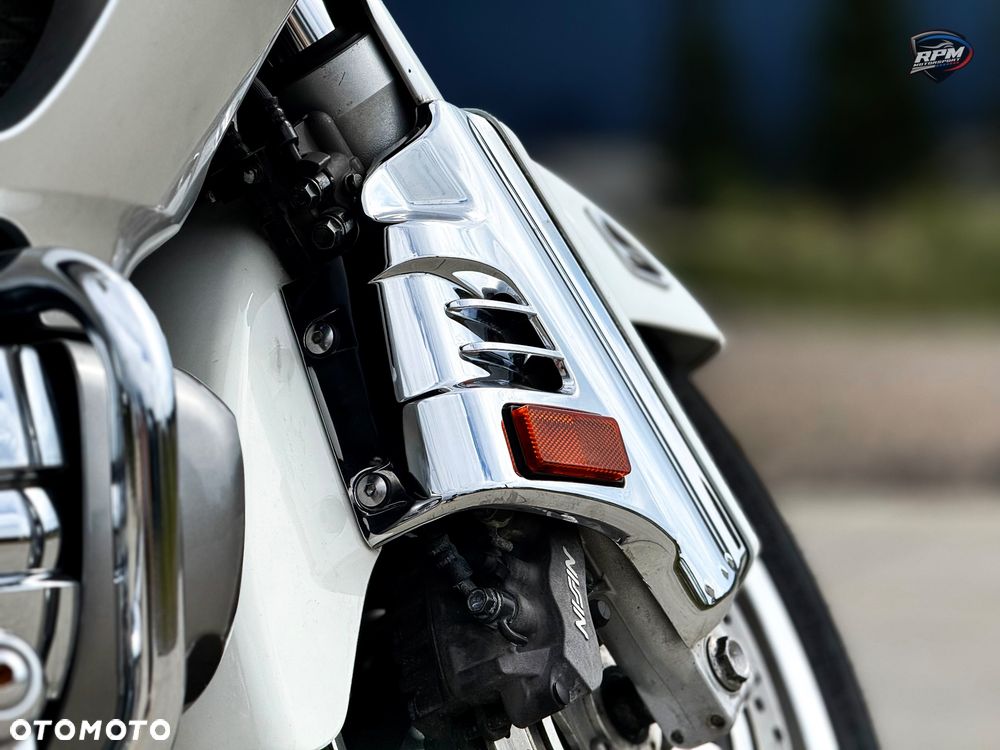 Honda GL - 23