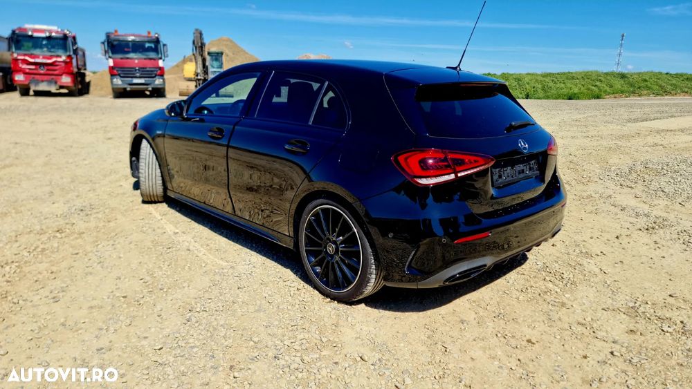 Mercedes-Benz A 180 - 4