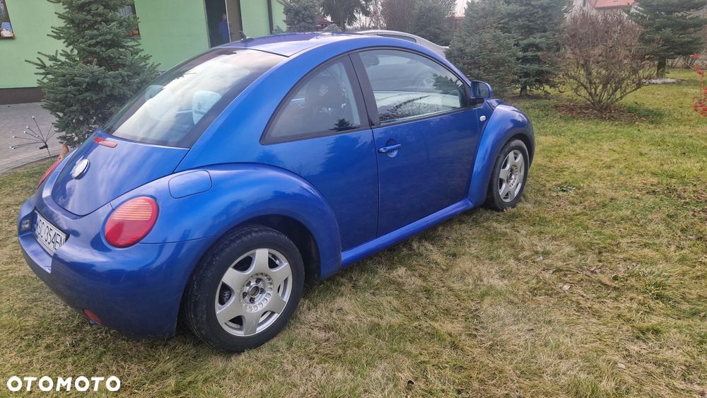 Volkswagen New Beetle - 6