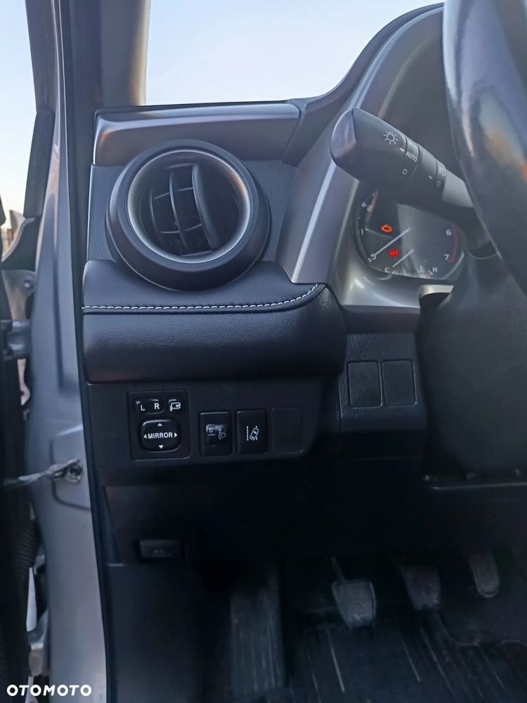 Toyota RAV4 2.0 D-4D Prestige 4x2 - 6