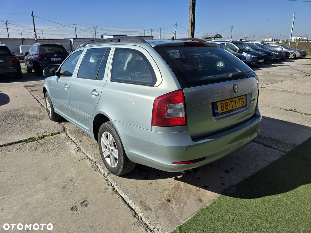 Skoda Octavia - 7