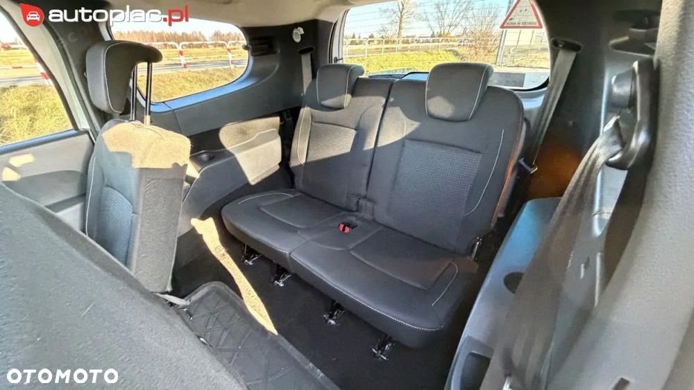 Dacia Lodgy - 32
