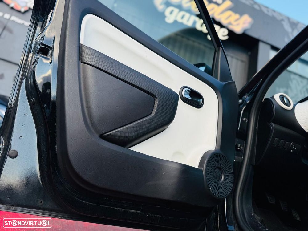 Renault Twingo 1.0 SCe Intens - 21