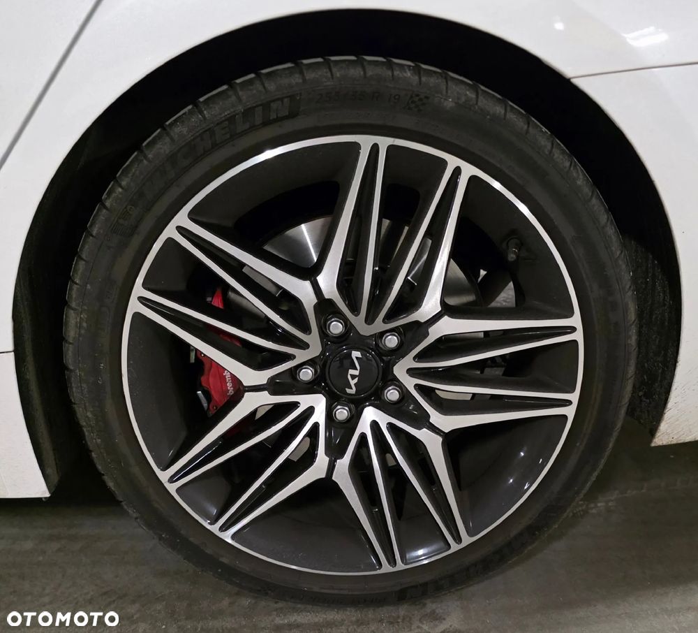Kia Stinger 3.3 T-GDI V6 GT Prestige Line AWD - 6