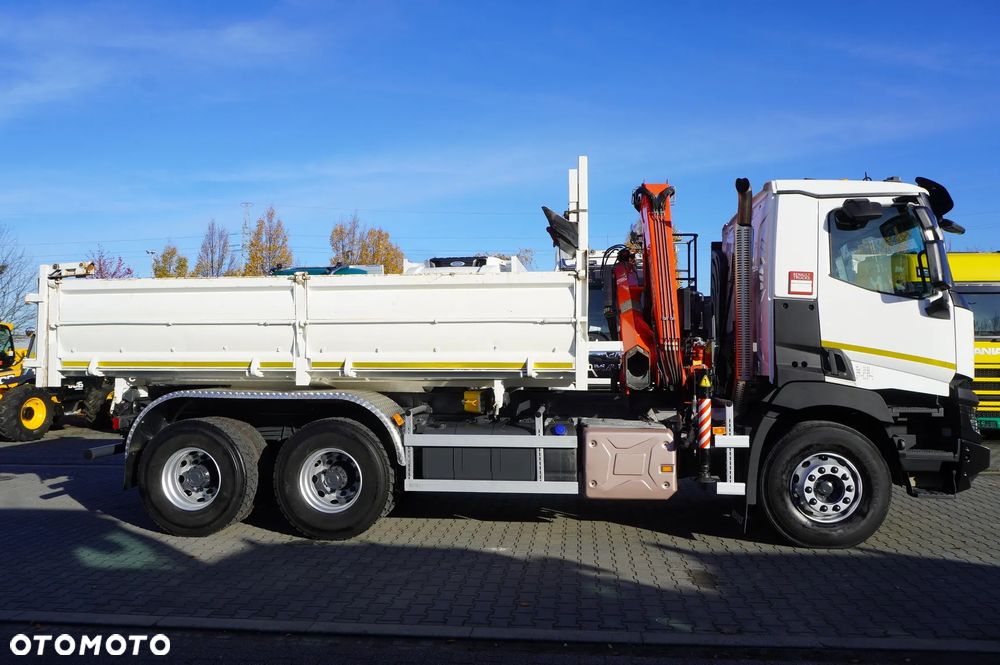 Renault C380 E6 6x4 / HDS Fassi F135 2700 MTH / Zasięg 8 m / 5.6 t udźwig / Wywrotka 3-stronna / Hydroburta - 3