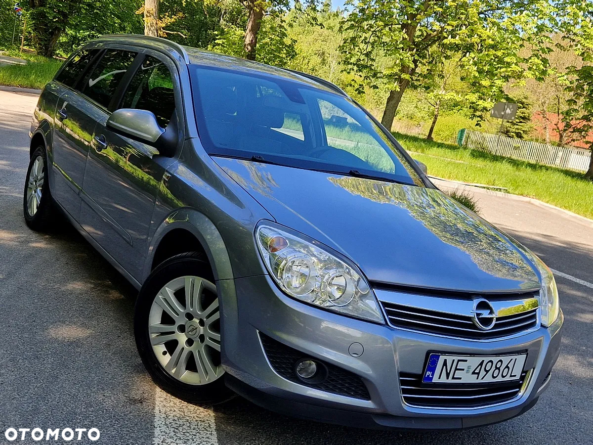 Opel Astra 1.6 Caravan Cosmo - 10