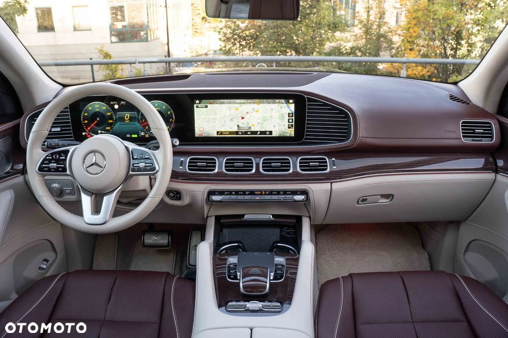 Mercedes-Benz GLS Maybach 600 4-Matic - 3