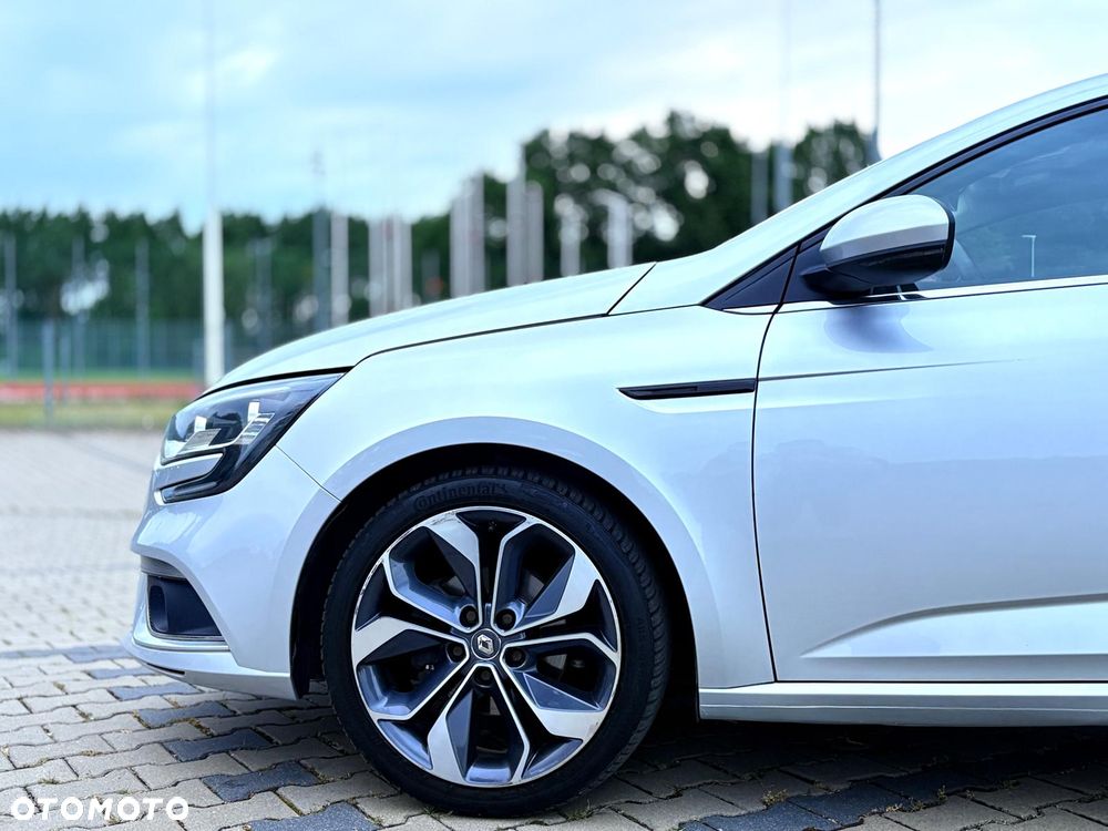 Renault Megane - 5