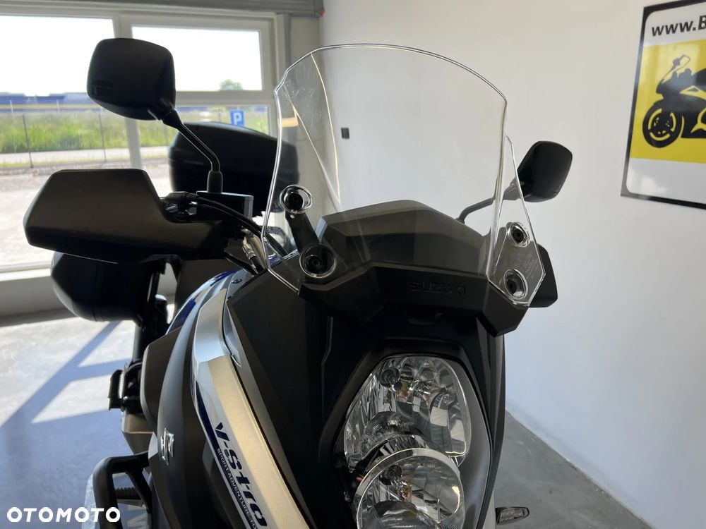 Suzuki V-STROM - 25