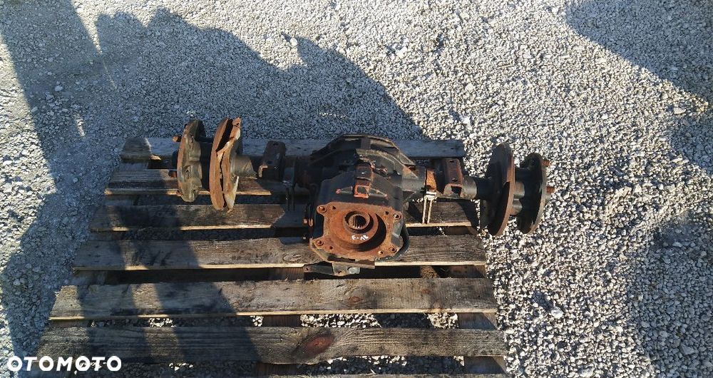 Most Bucher CC2000 Carraro skrzynia Zamiatarka [NAP 2620] - 2