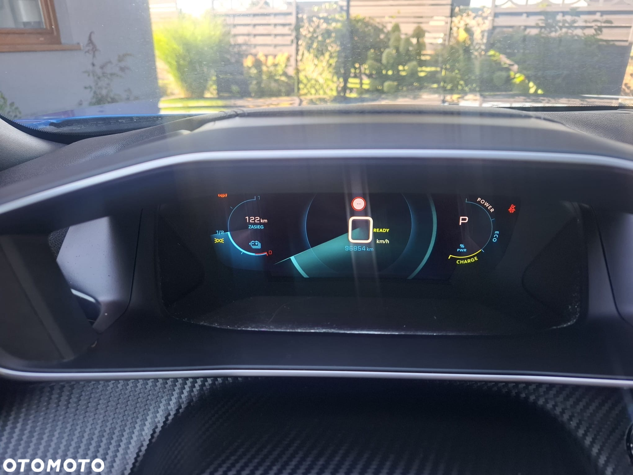 Peugeot 2008 e-2008 GT Line - 21