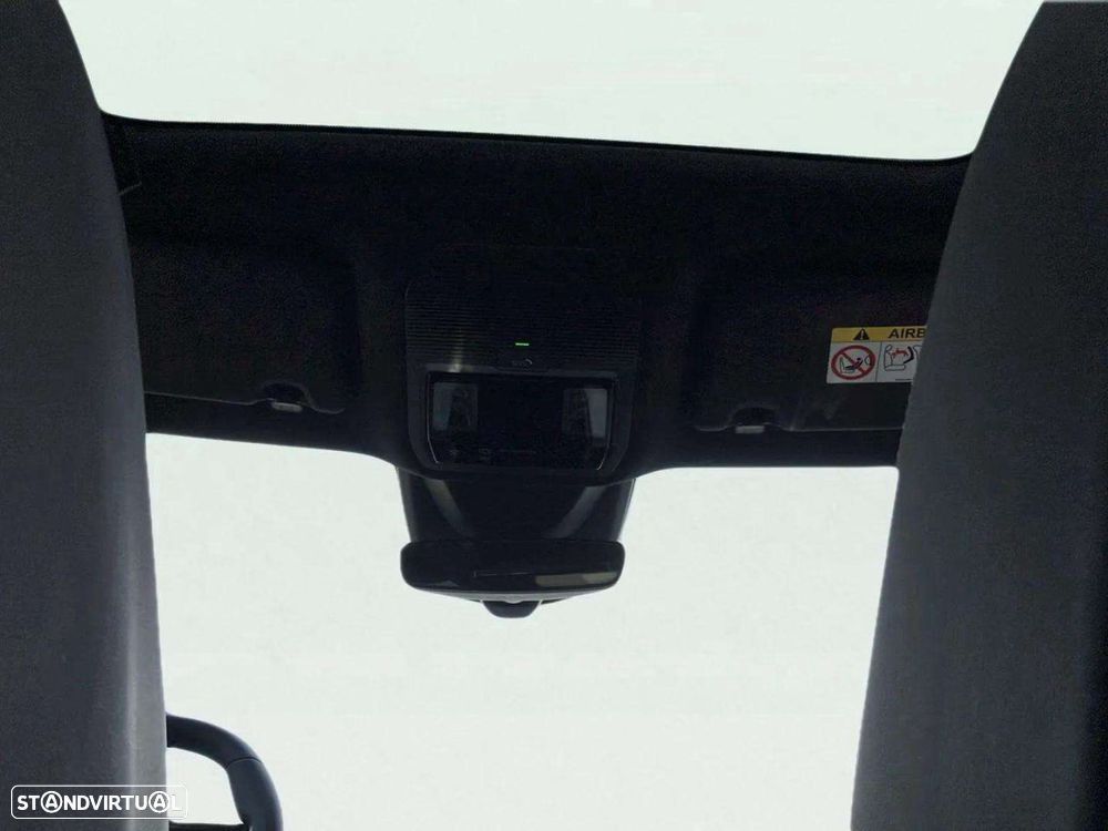 Ford Explorer 77 kWh Premium - 18