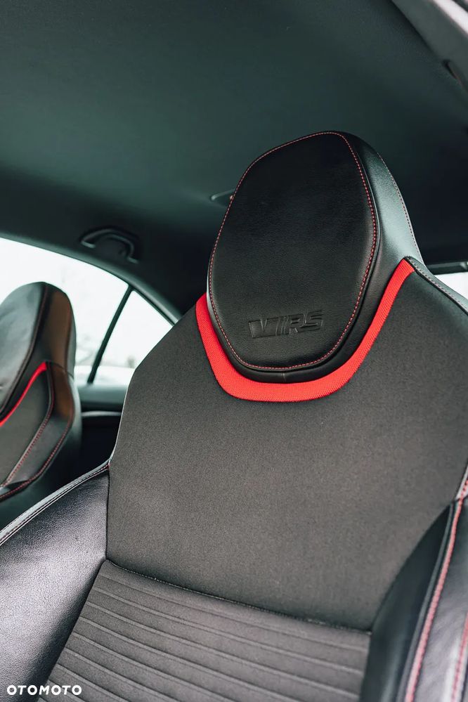 Skoda Octavia 2.0 TDI DSG RS - 12