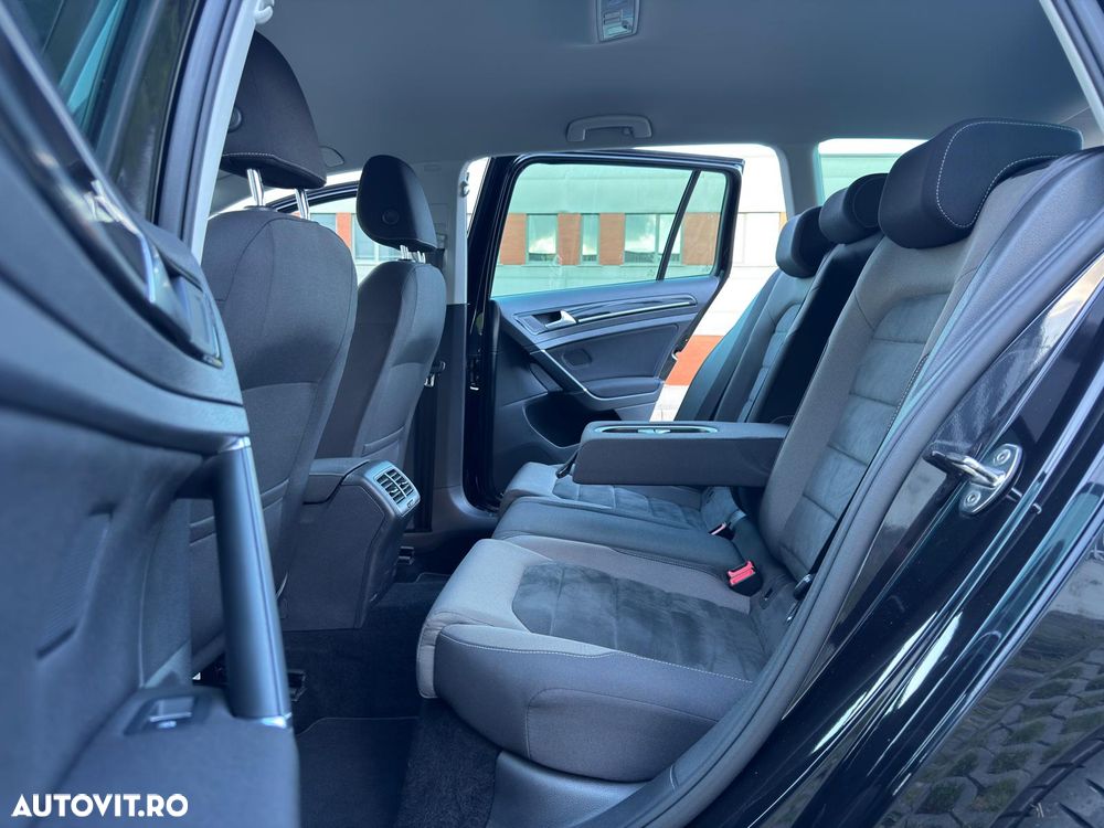 Volkswagen Golf 1.6 TDI SCR DSG Comfortline - 22