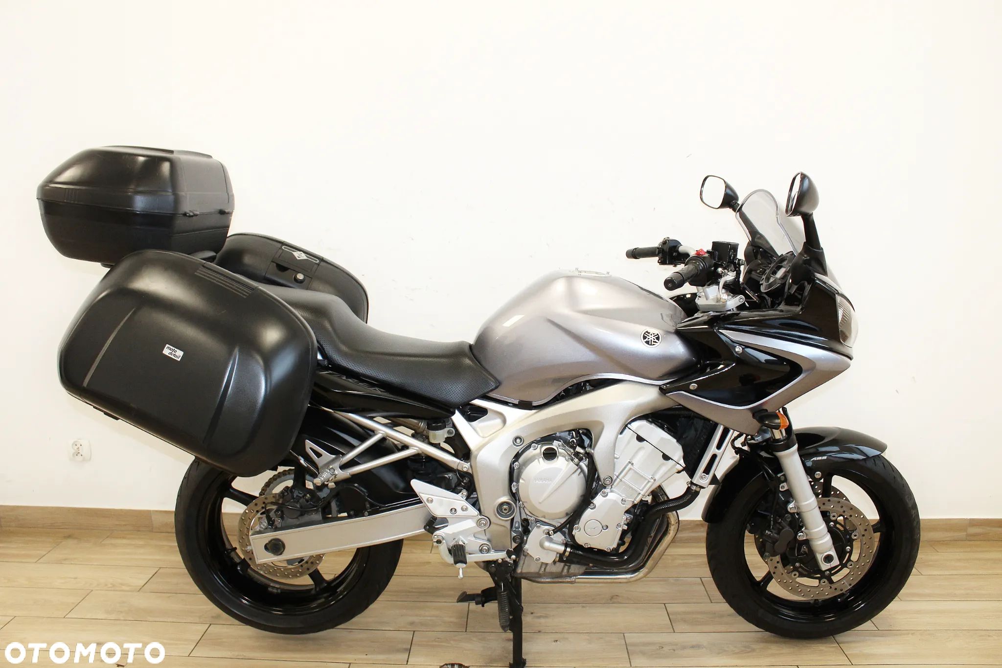 Yamaha FZ - 1