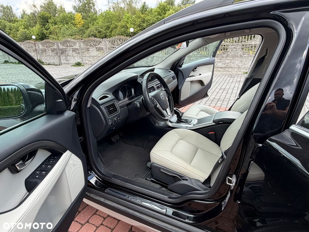 Volvo XC 70 D4 Geartronic Momentum - 23