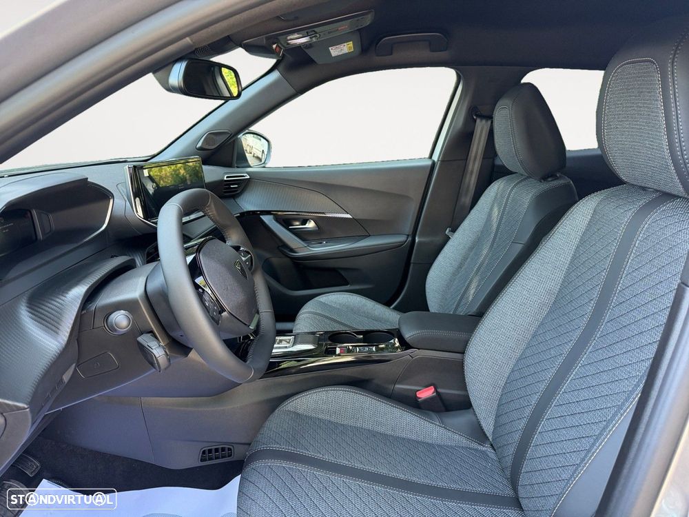 Peugeot e-2008 54 kWh Allure - 8