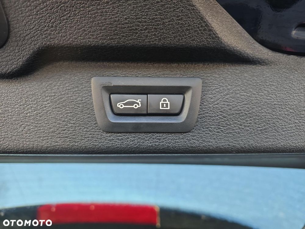 BMW X5 xDrive25d - 27