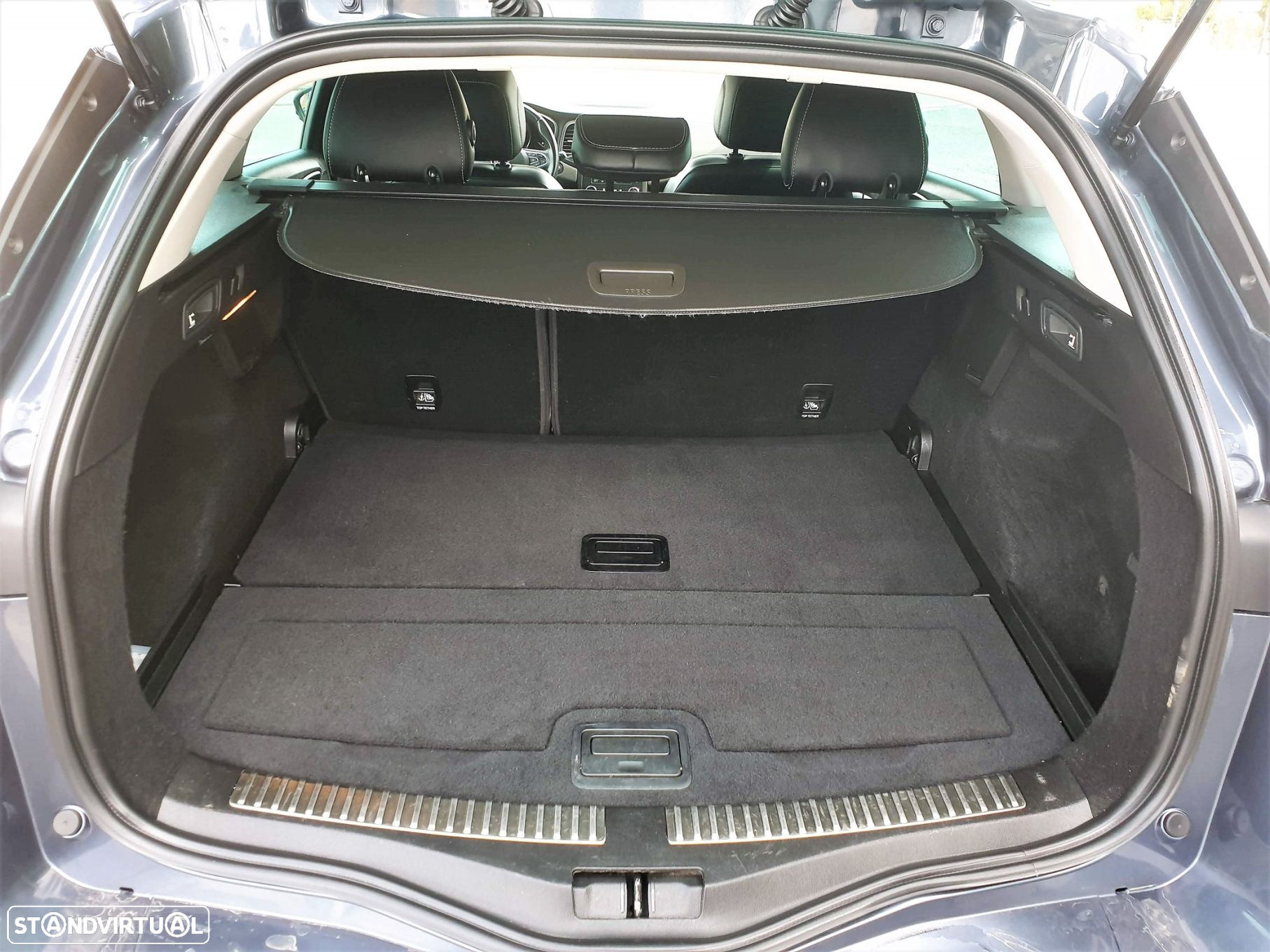 Renault Mégane Sport Tourer ENERGY dCi 110 EDC INTENS - 50