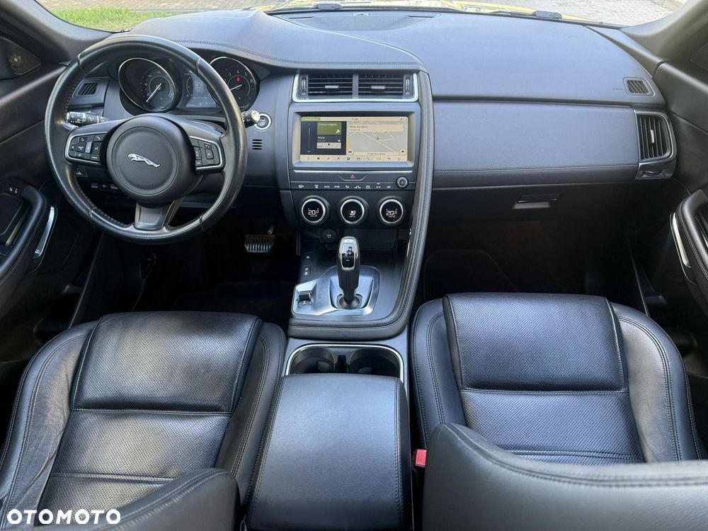 Jaguar E-Pace 2.0 i4P AWD R-Dynamic S - 7