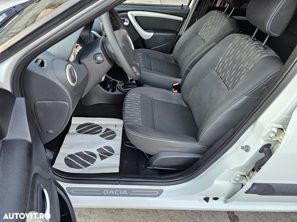 Dacia Logan K90 1.6 16v Laureate - 8