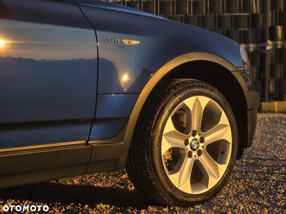 BMW X3 3.0i - 8