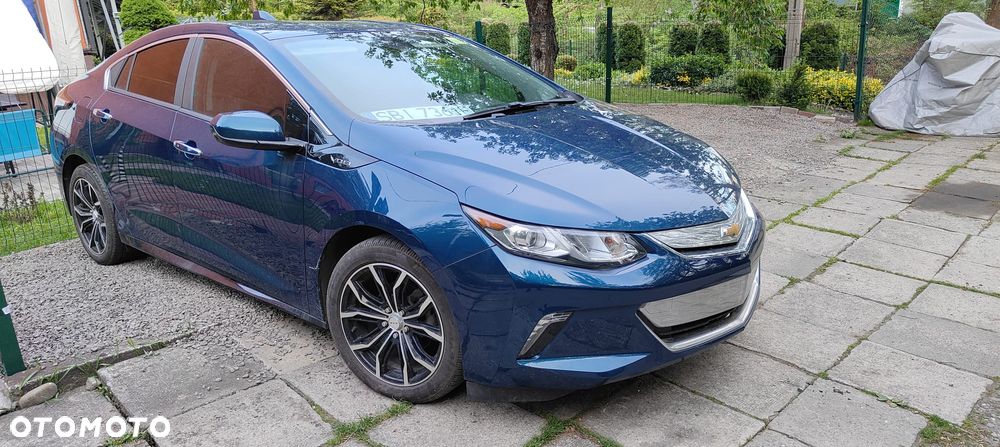 Chevrolet Volt - 2