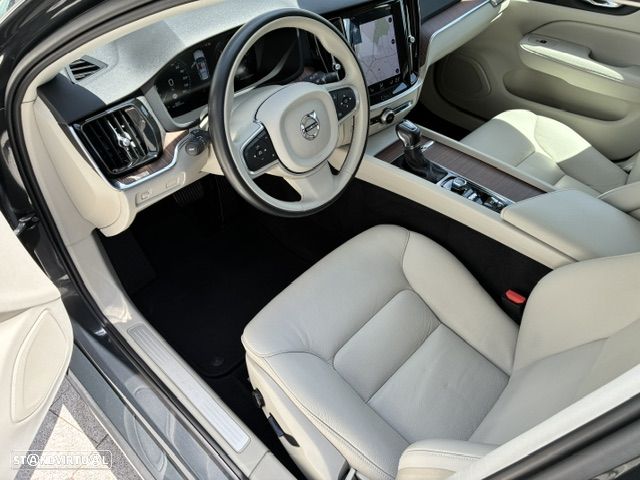 Volvo V60 2.0 D4 Momentum Plus Geartronic - 15