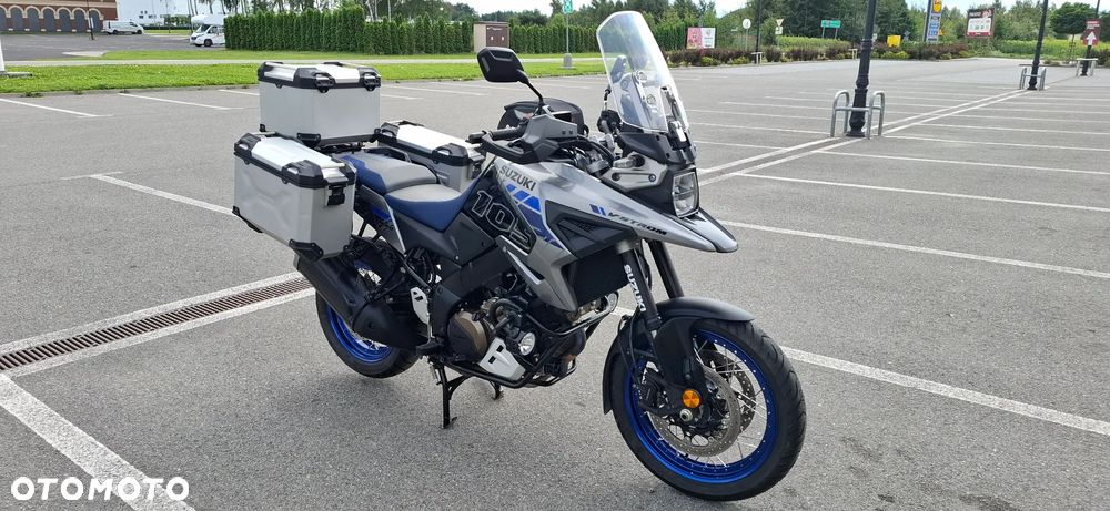 Suzuki V-STROM - 2