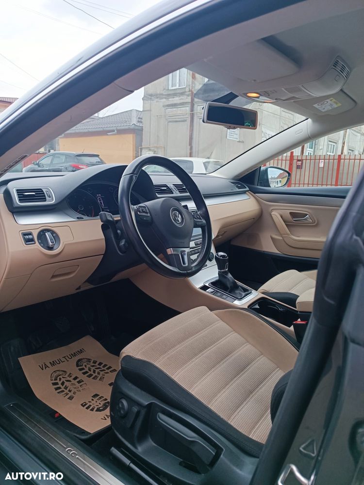 Volkswagen Passat - 7