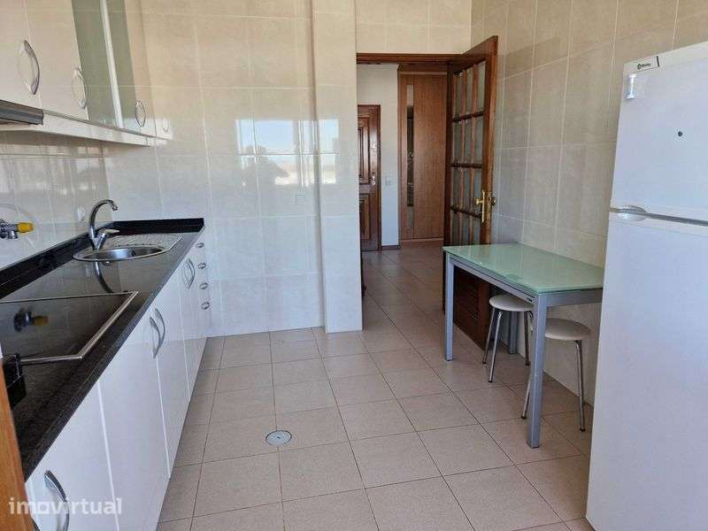 Alugo Apartamento - Grande imagem: 2/10