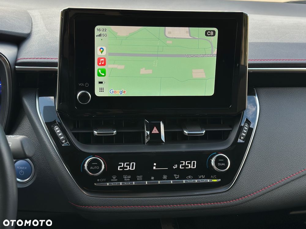 Toyota Corolla 1.8 Hybrid Selection - 16
