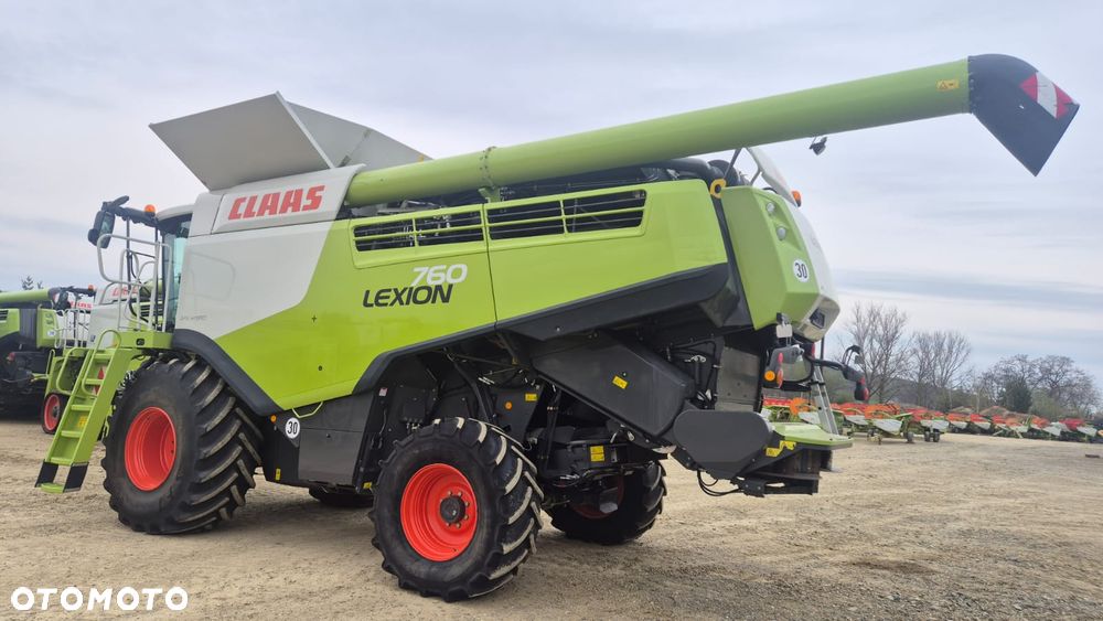 Claas Lexion 760 z hederem - 4